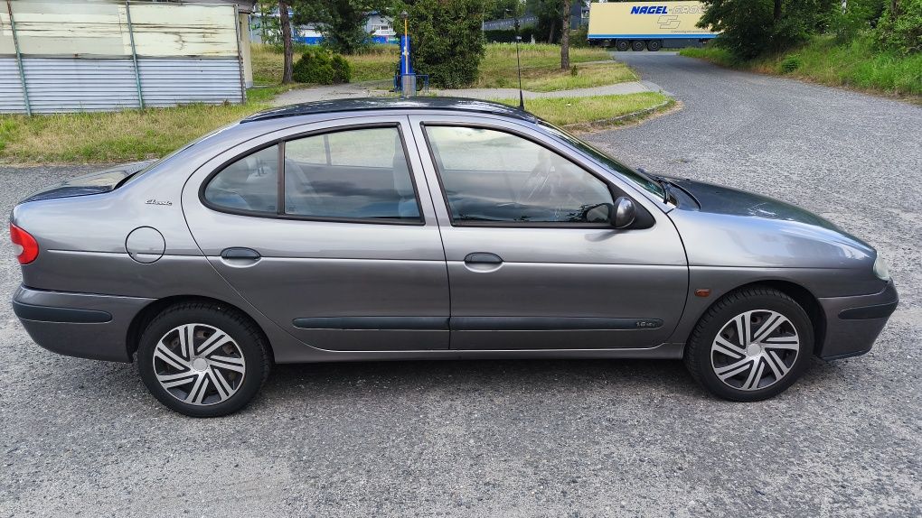 Renault Megane Clasic z gazem 2003.r