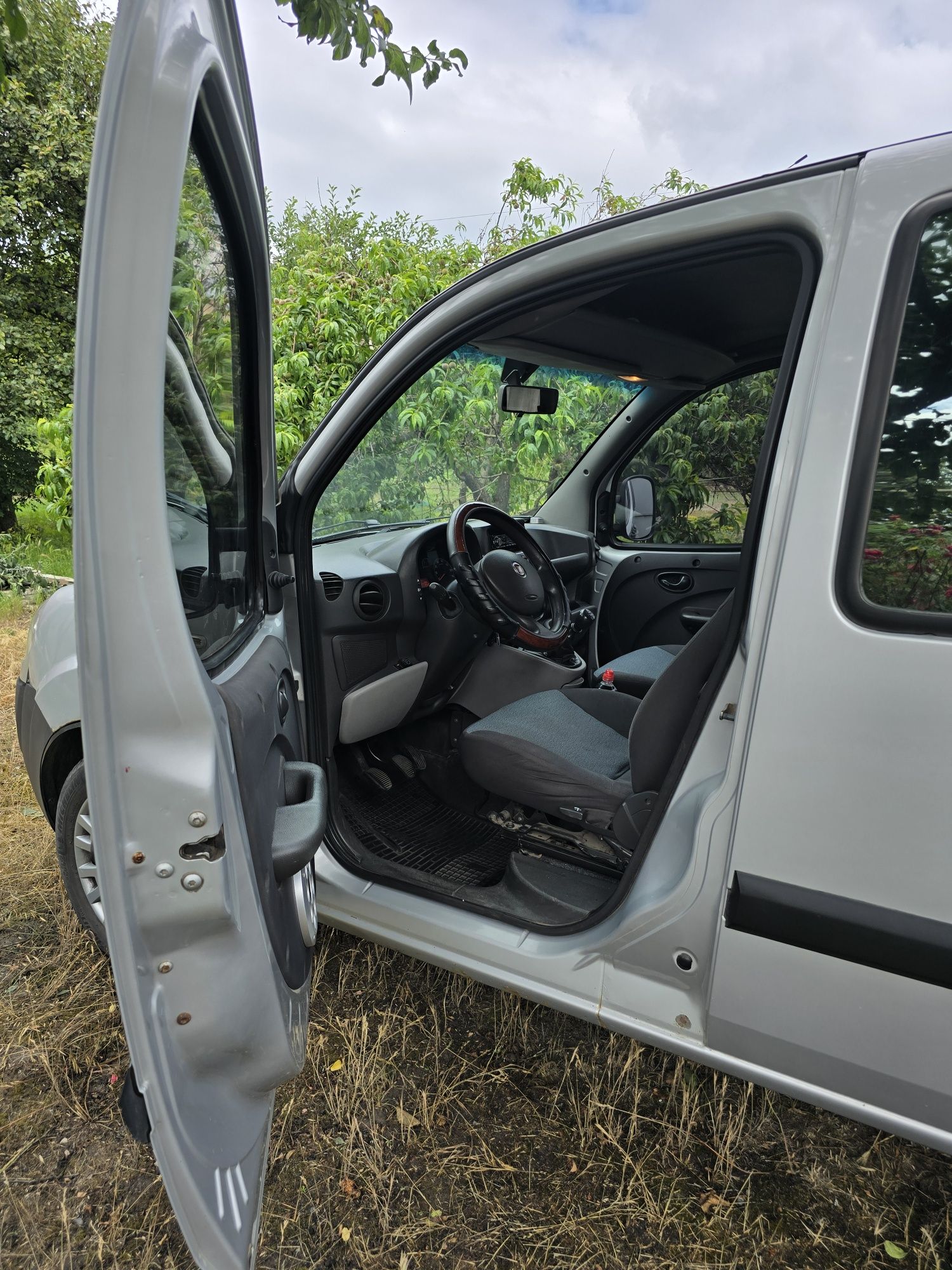 Продам Fiat Doblo 2009