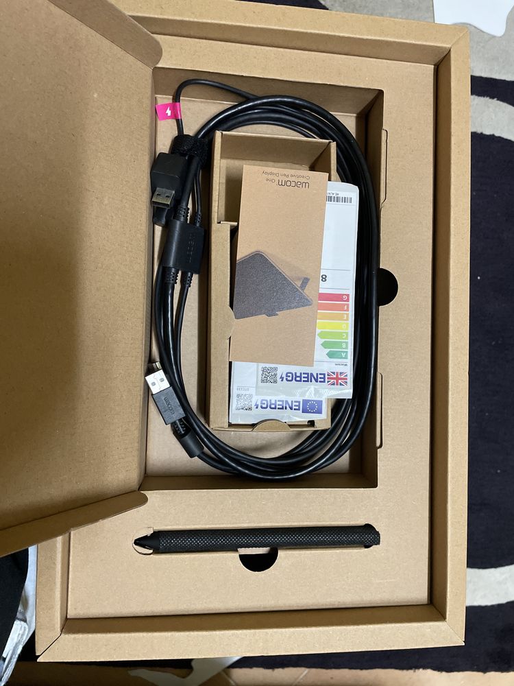 Wacom one 13” - creative pen display
