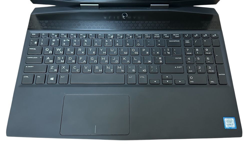 Dell AlienWare 4K UHD/RTX 2080 8gb/i7-8750H/32gb ddr4/1tb ssd