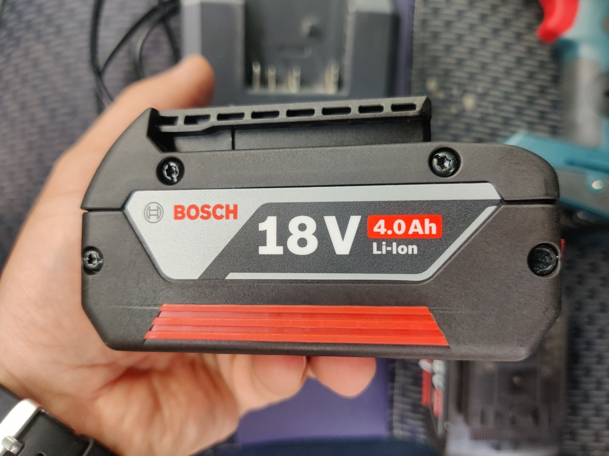 Zakretarka udarowa BOSCH GDX 18V-200C + 2 AKU I ŁADOWARKA JAK NOWE