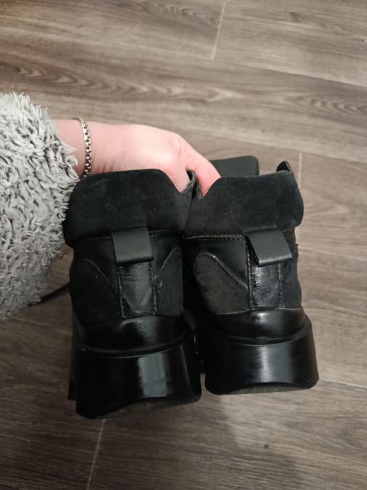 Зимові черевики шкіряні, ботинки, високі кеди38 розмір