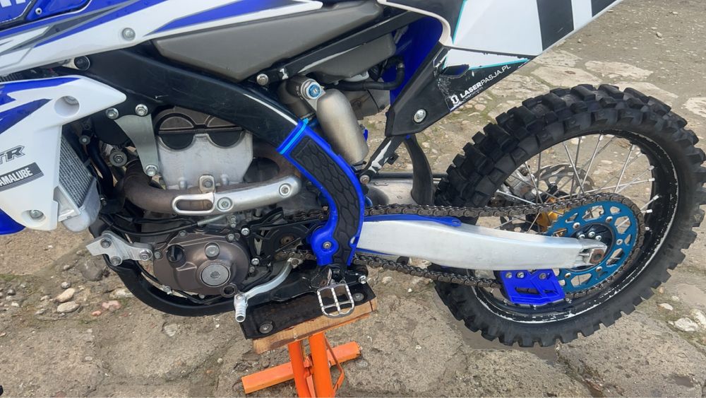 Yamaha YZF 250  2015r Stan Bardzo Dobry