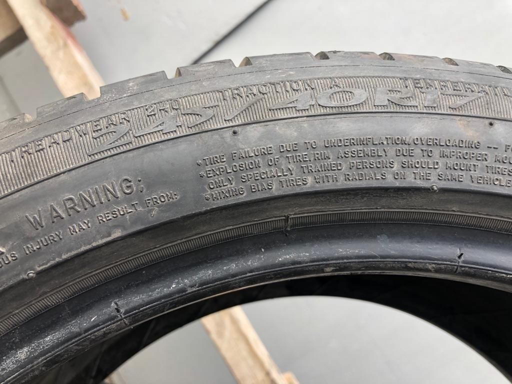 245/40/17 Michelin primacy hp