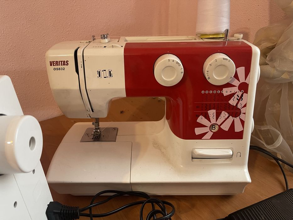 Швейні машинки (одним лотом) - Veritas (робоча), Leader (під ремонт)
