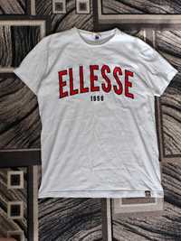 T-shirt ellesse.