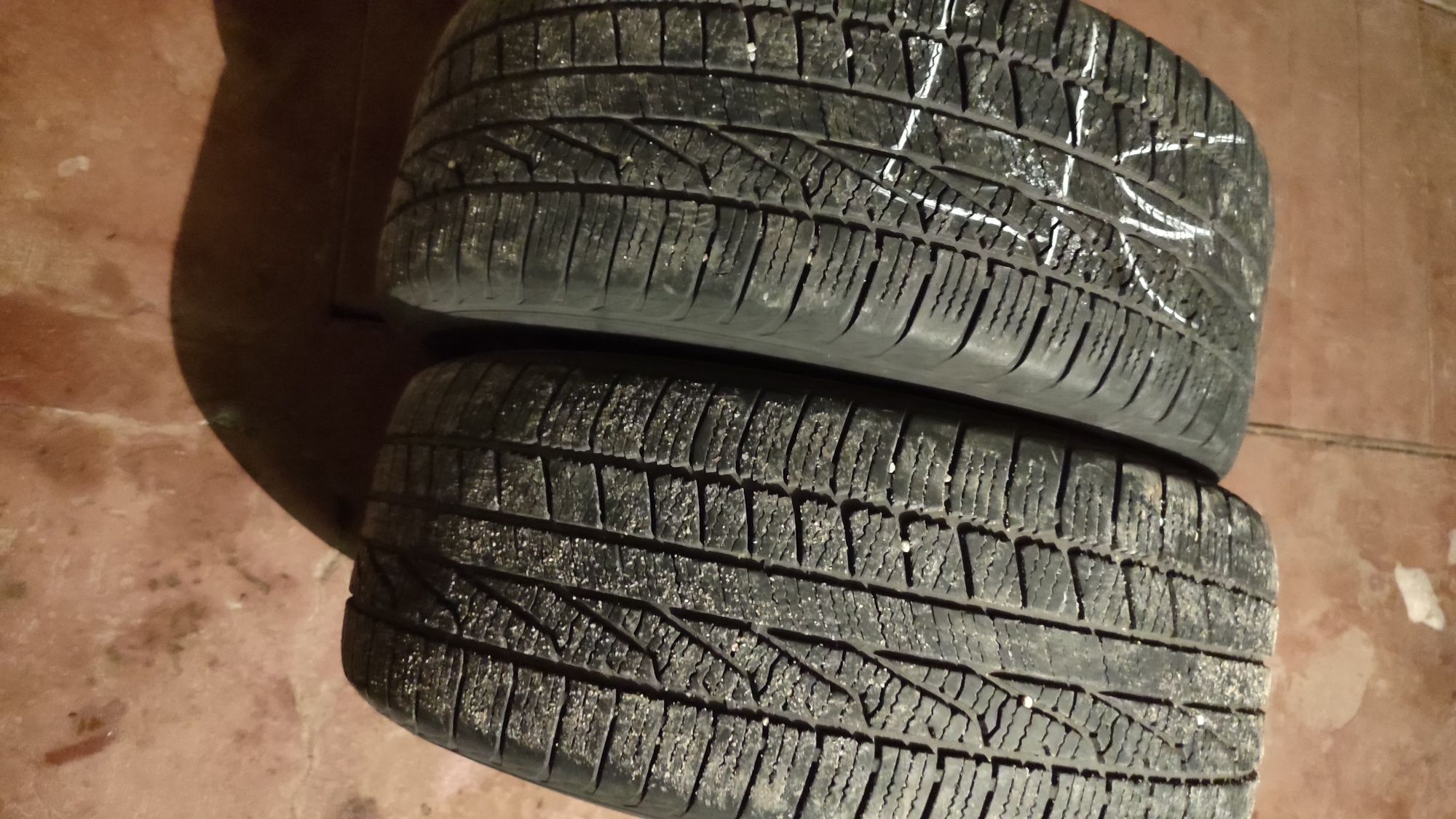 Резина Зима 235/50/17 Goodyear