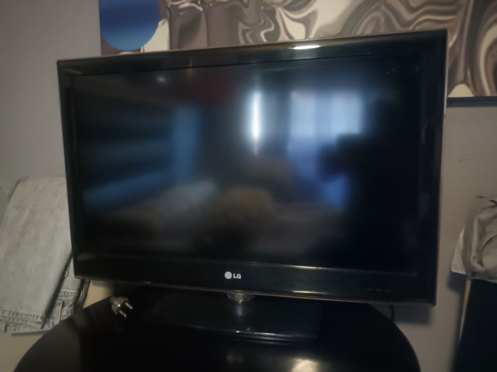 Tv sala ou quarto grande
