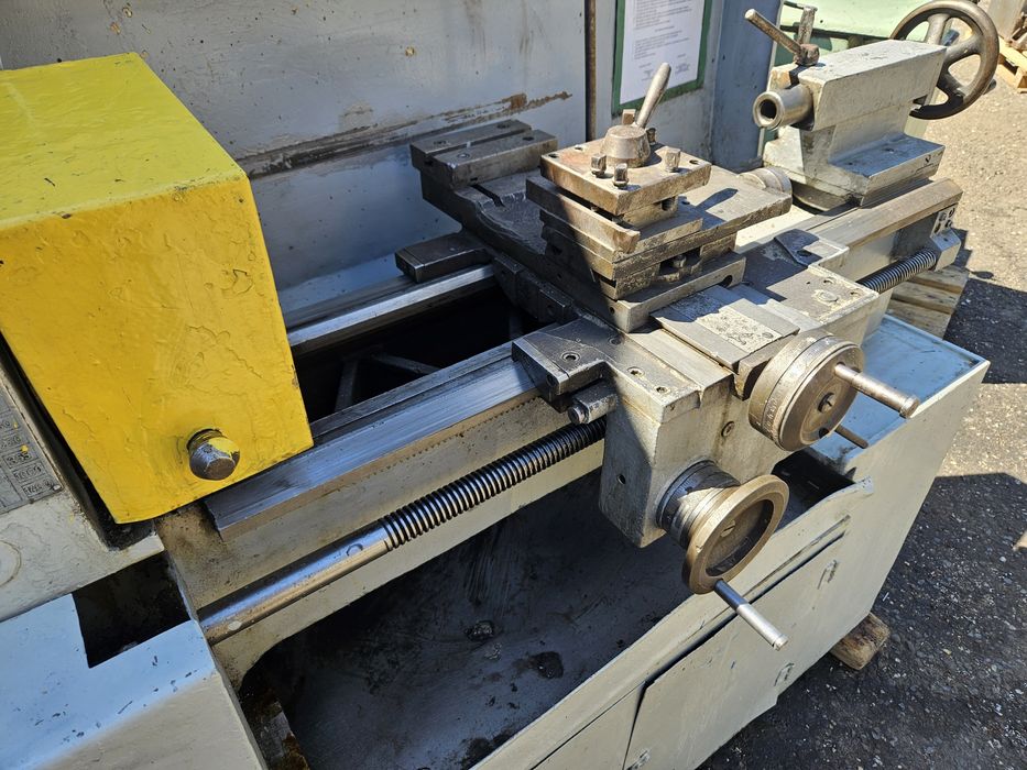 Tokarka uniwersalna TUS-25 + wyposażenie * 100% sprawna