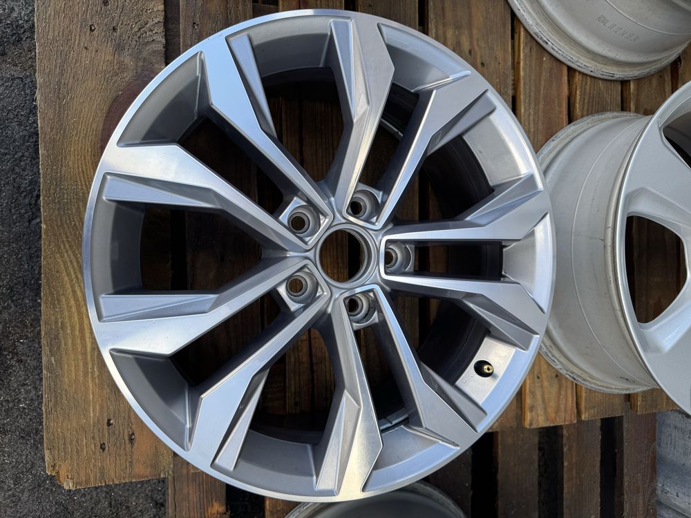 Диск 5/112r17 vw original  1шт