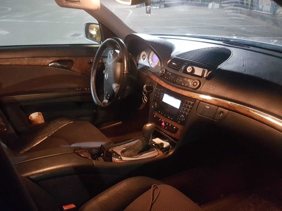 Mercedes E 220CDI - 2003