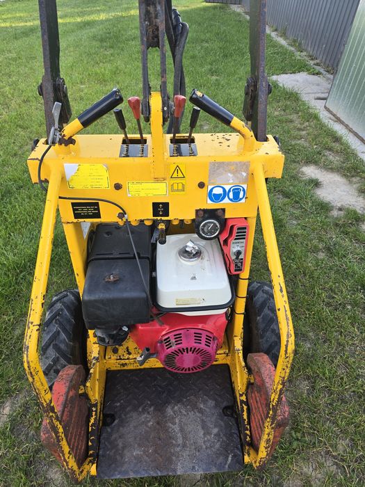 Miniładowarka Skid Steer 4x4