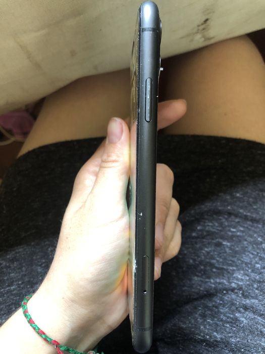 Продаю iPhone 11
