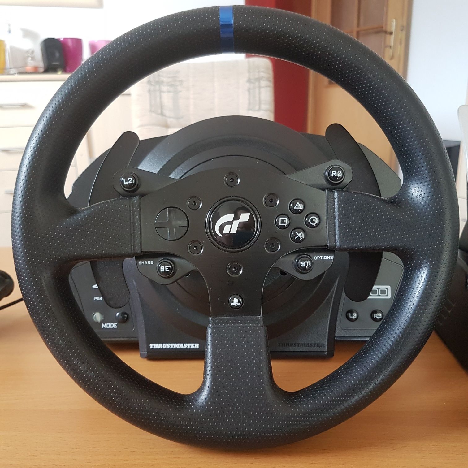 Kierownica Thrustmaster T300 RS GT Edition z pedałami do PS5, PS4, PS3