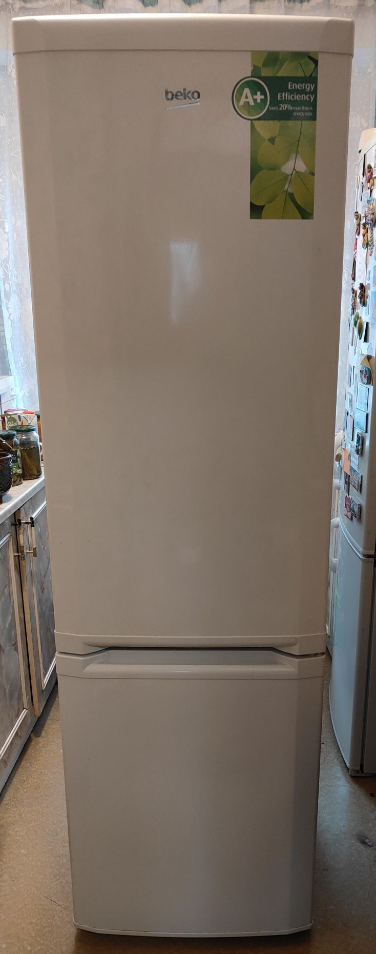 Lodówka beko jak Nowa.