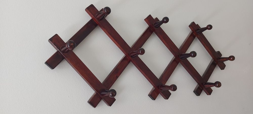 Bengaleiro/cabide  de madeira