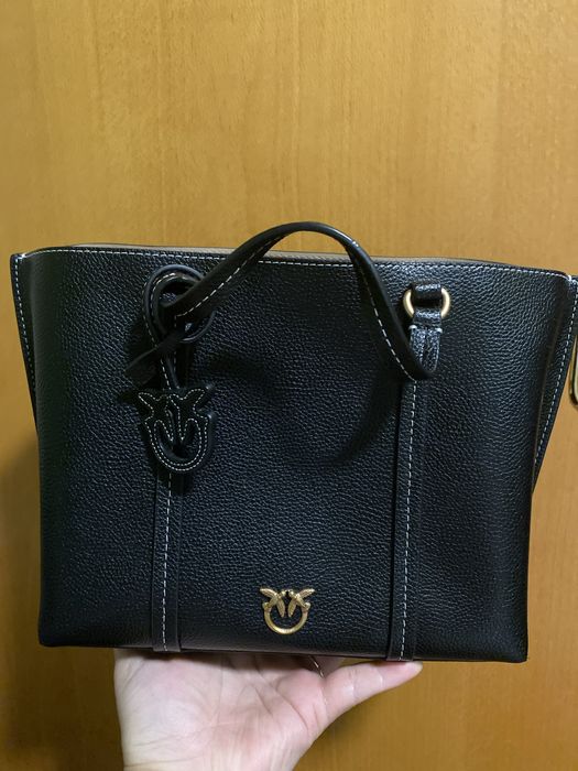 Torebka pinko mała z dlugim paskiem