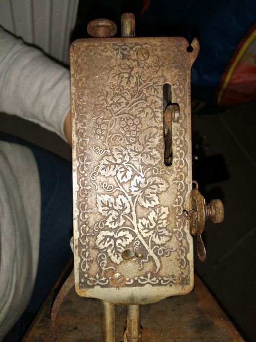 Máquina de costura Singer