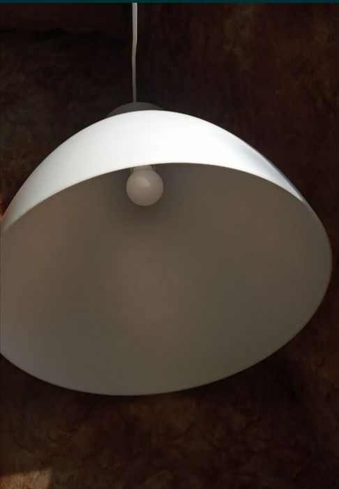 Lampa sufitowa..