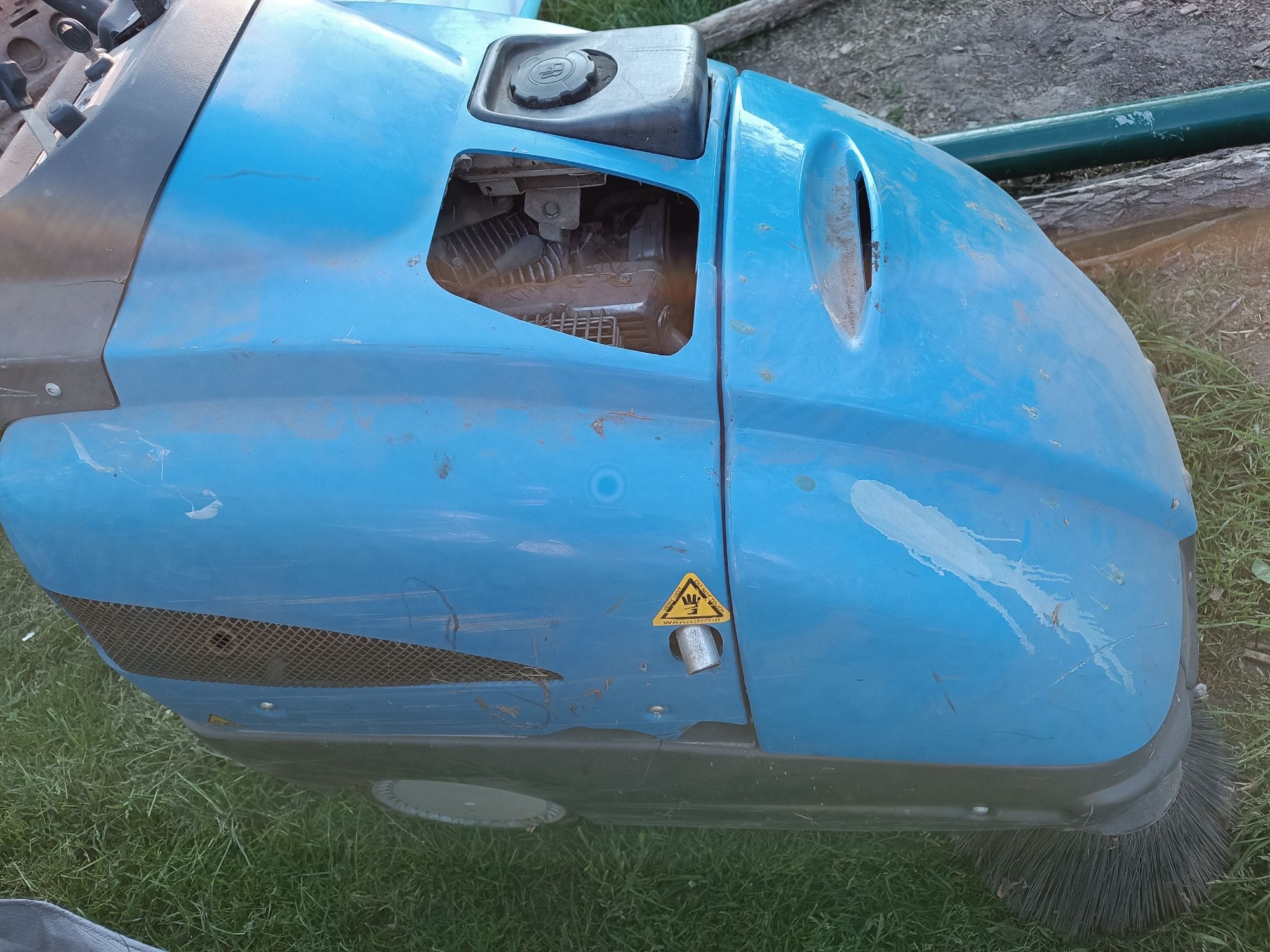 Zamiatarka szczotka spalinowa honda 2.5