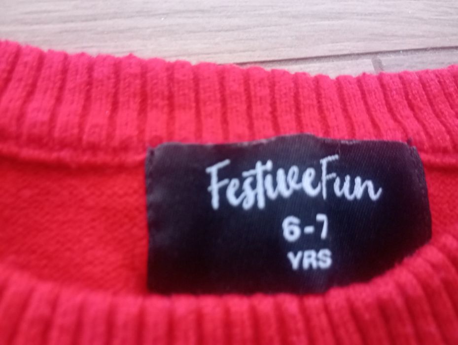 Świąteczny sweter  122-128