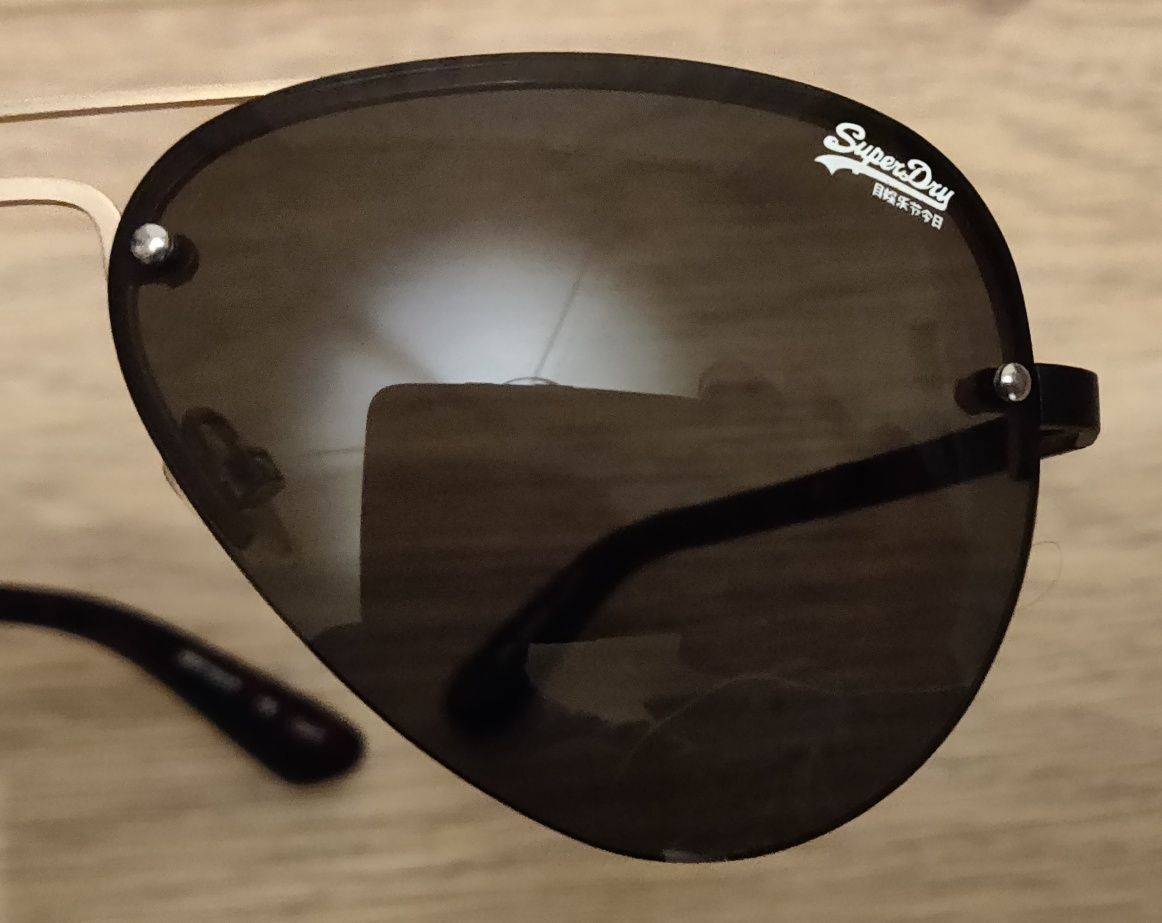 Okulary przeciwsłoneczne Superdry (aviator)