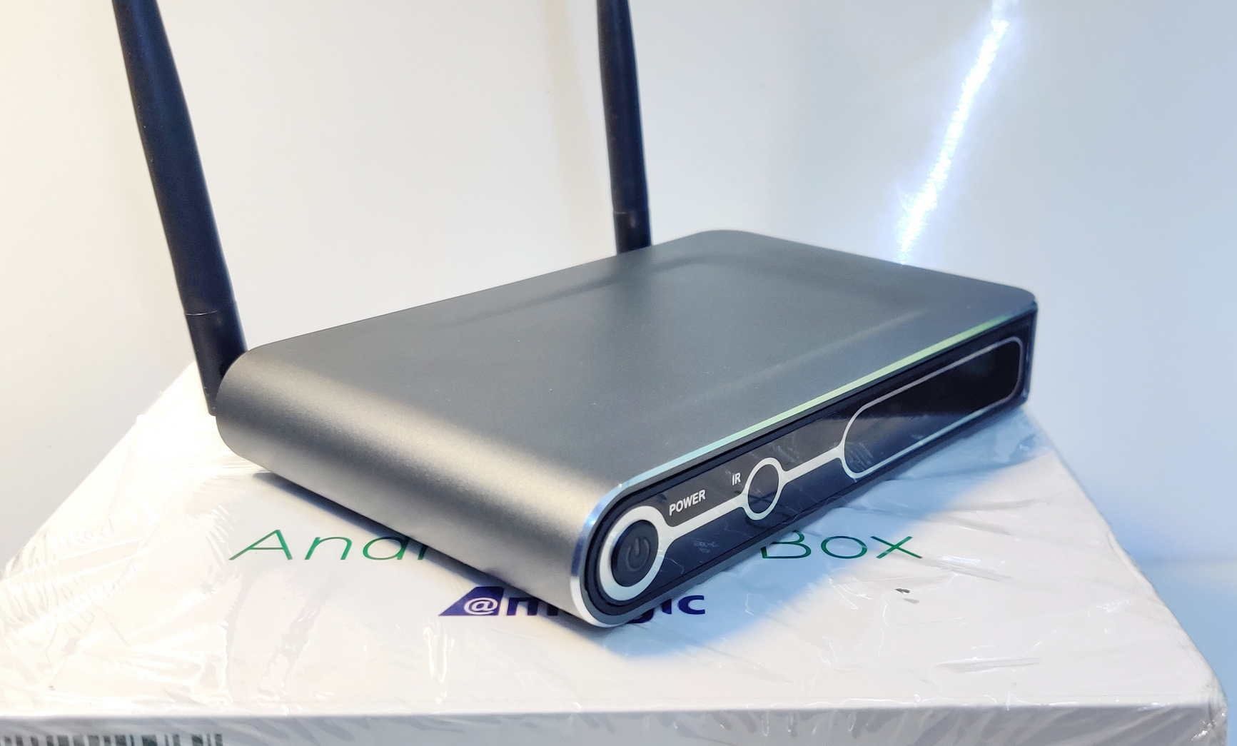 Ugoos AM6 AmLogic S922x 4/32Gb TV BOX S78 Beelink King RKM MK25