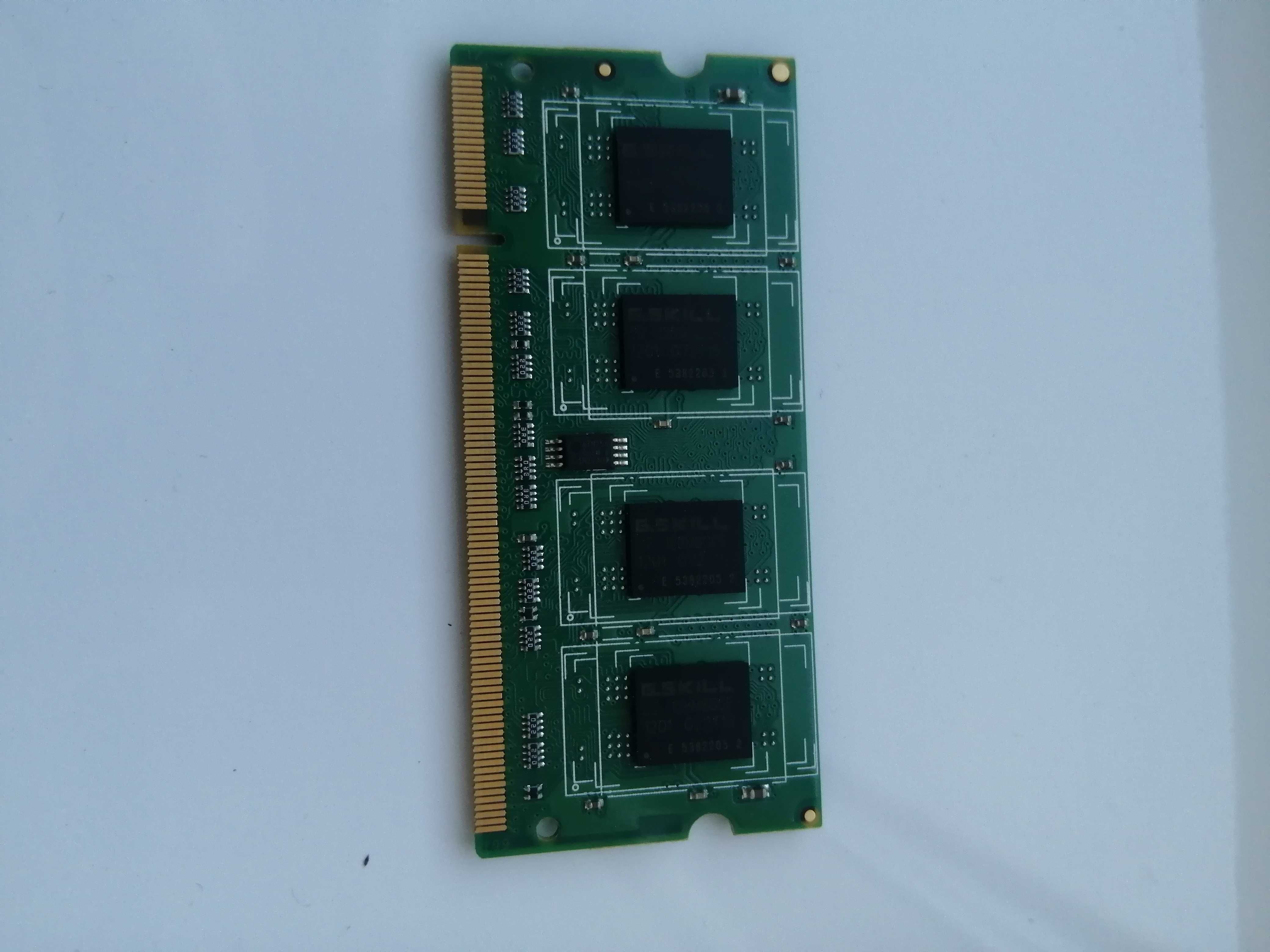 Продам Оперативная память DDR2 2GB і Оперативная память DDR2 1GB