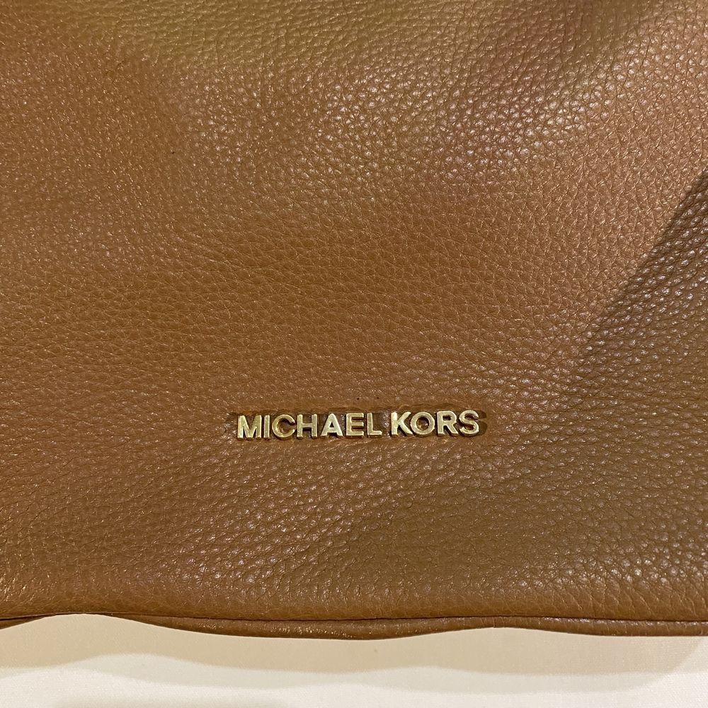 Mala Michael Kors