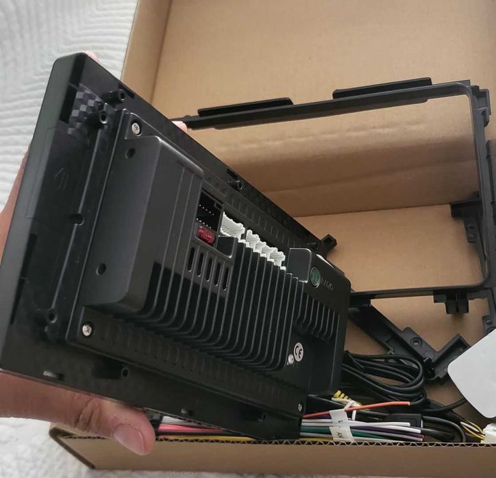 R26 - Auto Rádios HONDA VEZEL HR-V XR-V 2014+ 9 POLEGADAS  android