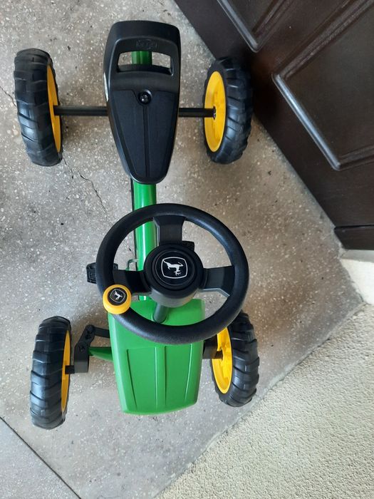 Веломобіль для дітей BERG Buzzy John Deere 24.30.11.00 (прямий привід)