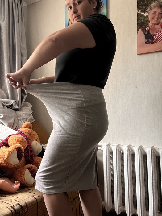 Юбка міді нова 54-58