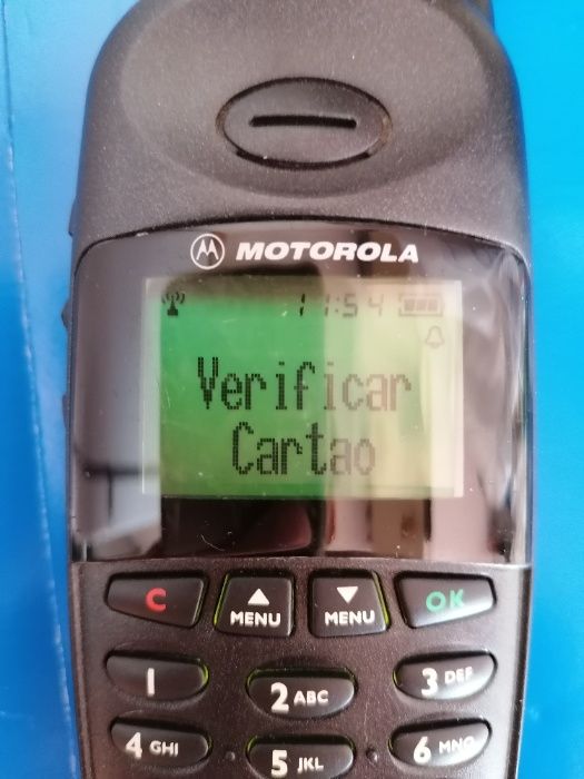 Telemóvel Motorola antigo modelo cd920