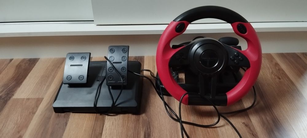 Kierownica ,pedały Xbox