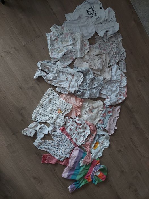 Ubranka dla dziewczynki rozmiar 68