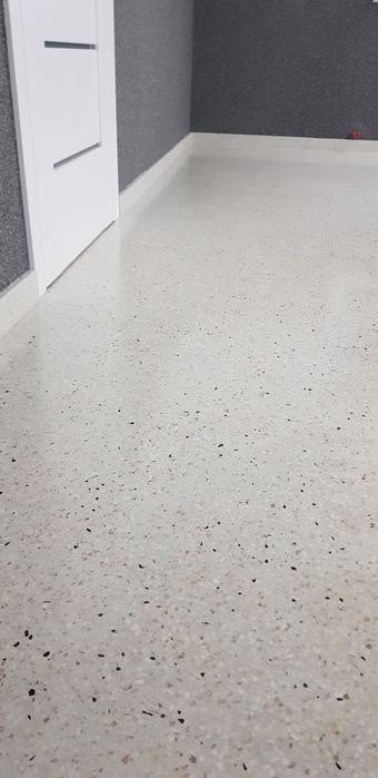 Lastryko Renowacja Nowe - Klasyczne Wykończenie w Nowoczesnym Wydaniu!