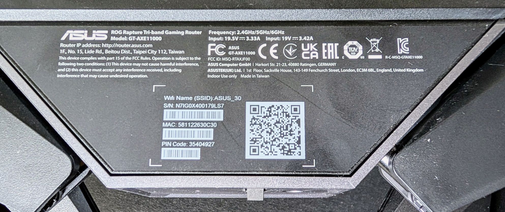 Router Asus gt-axe11000