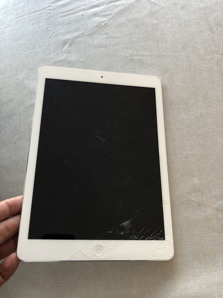 Ipad Air 32Gb com ecra danificado