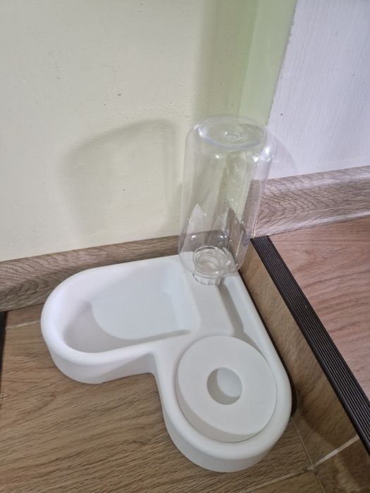 Миска поилка для котов, маленьких собак