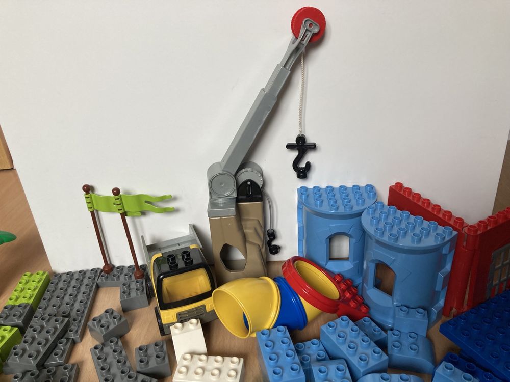 Zestaw klocków Lego Duplo Zoo + Budowa 4,5 kg
