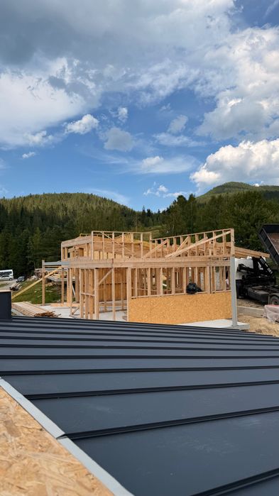 Продаж будинків  128 квадратних метрів