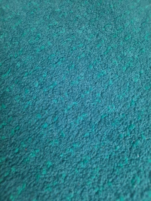 Tapete de pelo curto verde