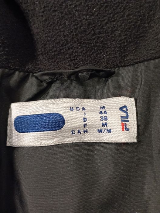 Puchowa, czarna kurtka FILA