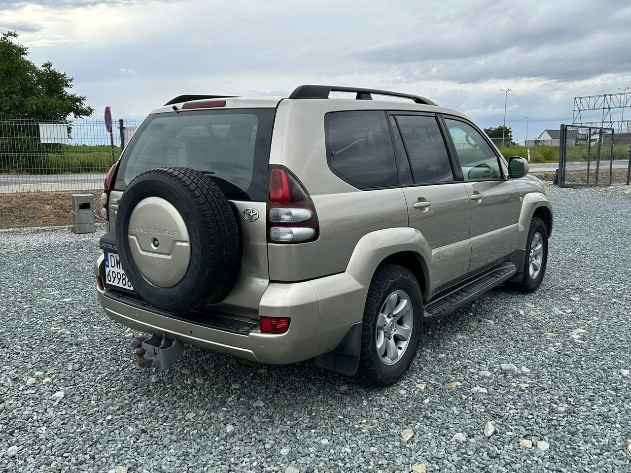 Toyota Land Cruiser 3.0 D-4D 166KM 2005r, Salon PL, 4WD, 8-osobowy, DVD, szyberdach