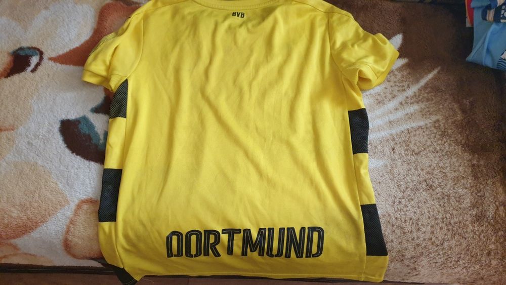 Футбольная футболка Borussia dortmund