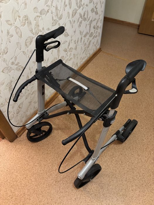 Ходунки Gemino 20 (роллатор)