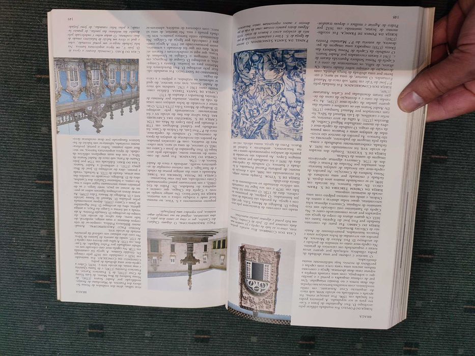 Tesouros Artisticos de Portugal