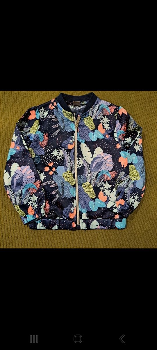 Bluza cienka na zamek 104
