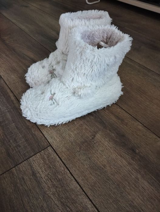 Тапочки, угги дитячі