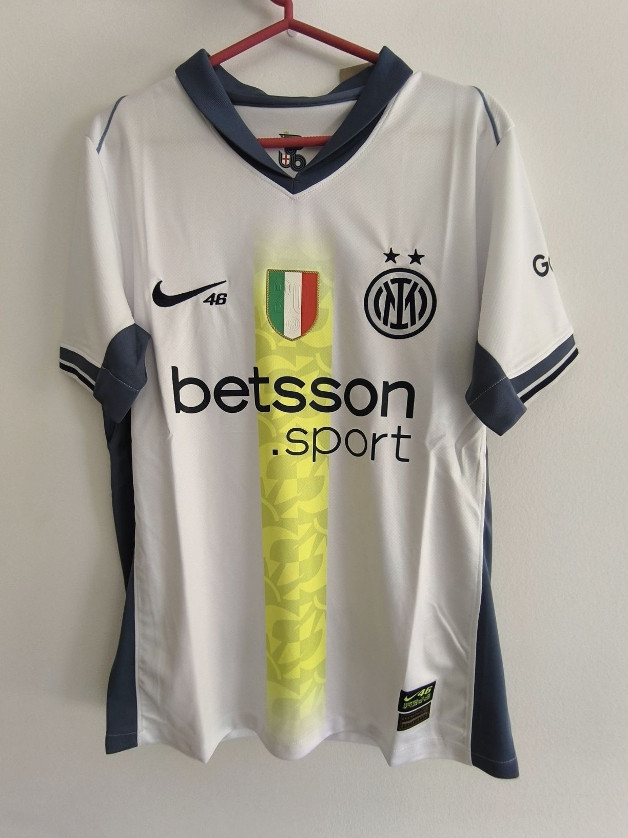 Camisola inter Milão alternativa